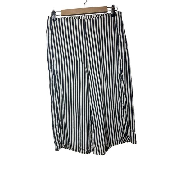 CLOSED Amelia Stripe Silk Crop Pants Sz. M - Picture 2 of 8